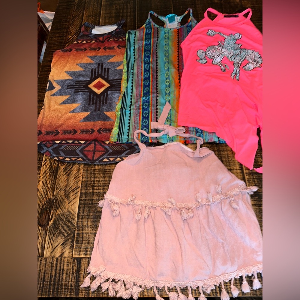 Western Tanks size Small lot of 4 Cowgirl Tuff- Crazy Train